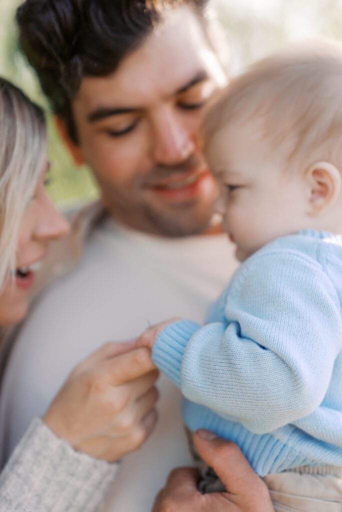 family photos at Ritter Farm Park in Lakeville, MN.